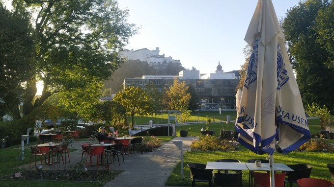JUFA Hotel Salzburg City Vista al Castel de Salzburgo